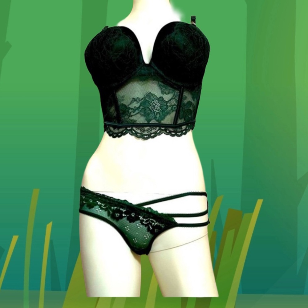 VS Very Sexy Christmas Bombshell Corset Bra & Crotchless Panty Set
